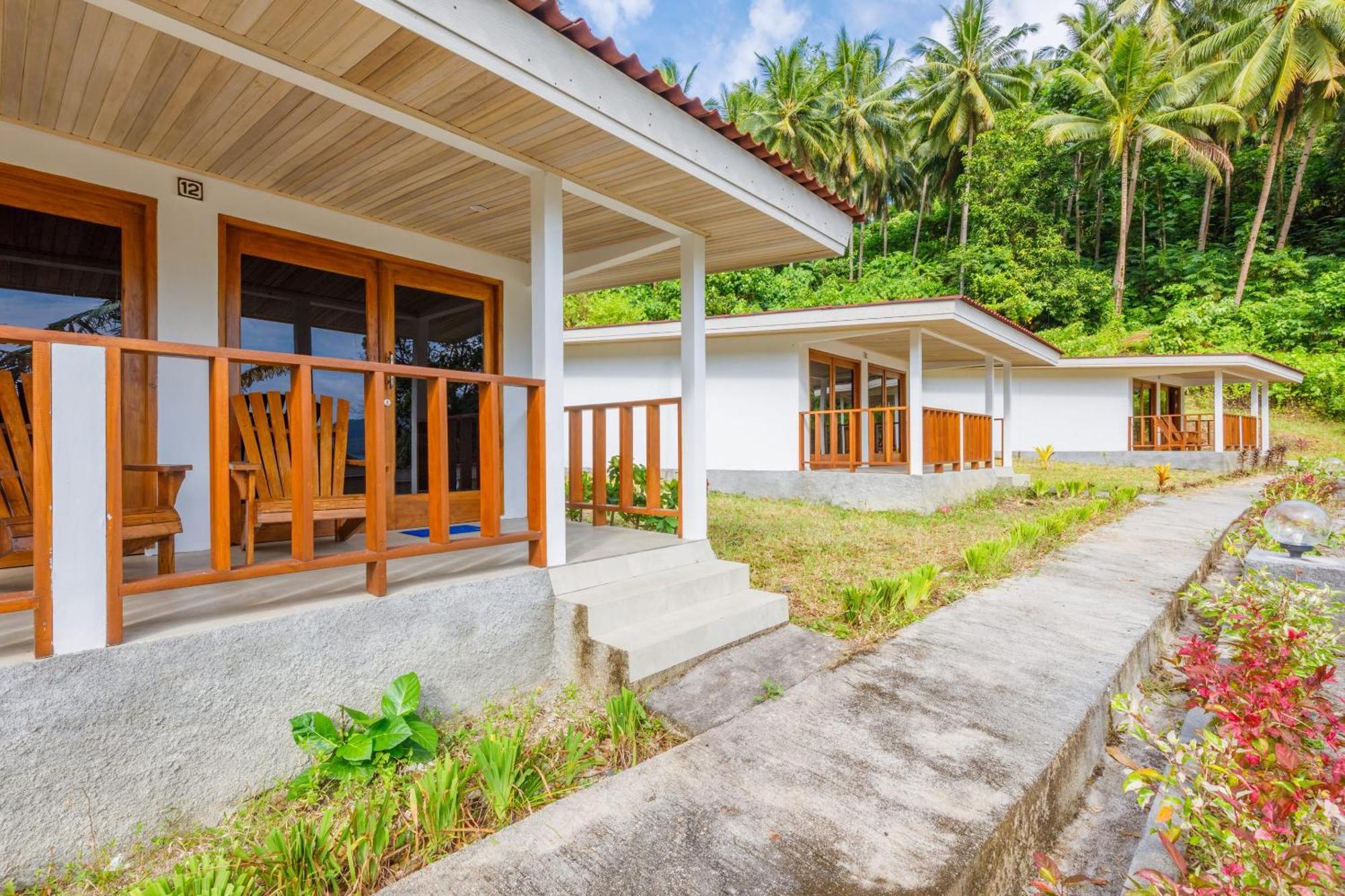 Thalassa Dive Resort Lembeh Airtembaga Kültér fotó